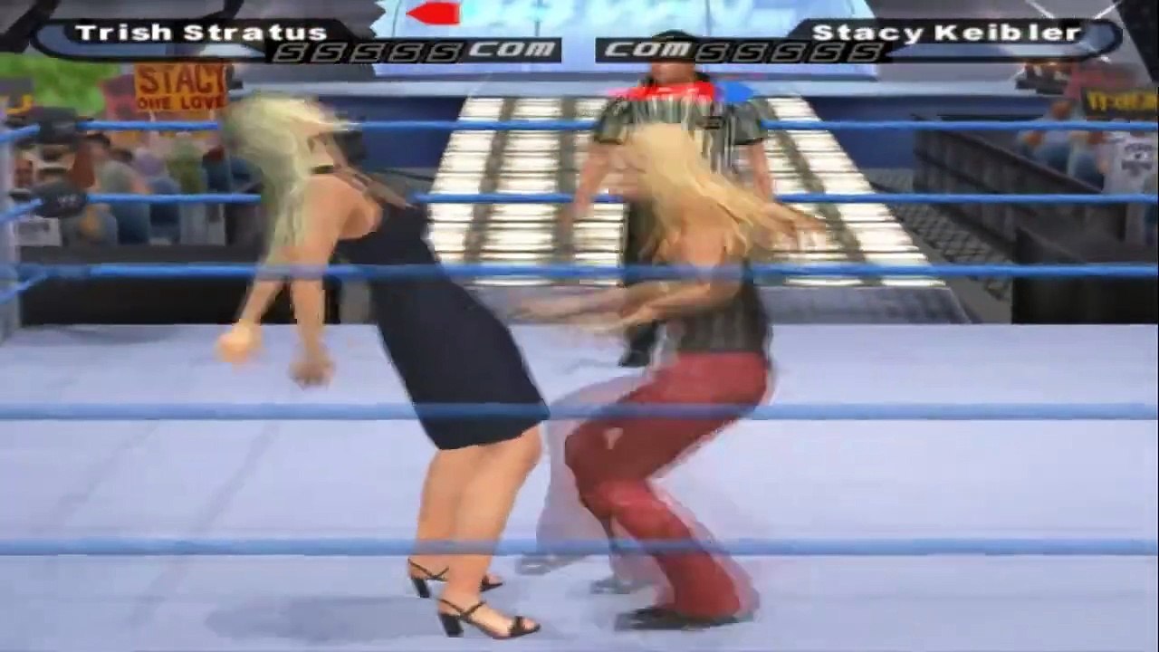 Trish Stratus vs Stacy Keibler Single