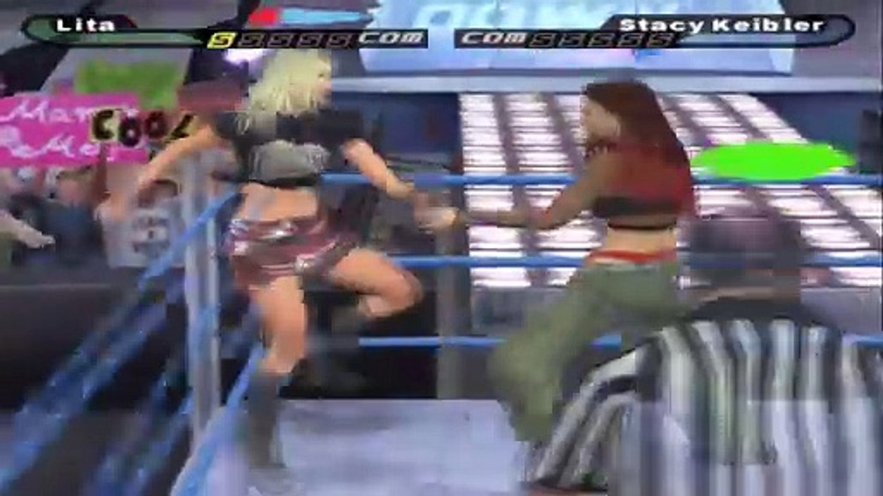 Lita vs Stacy Keibler Single