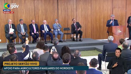 Com João Azevêdo, Lula lança projeto "Sertão Vivo", que financia agricultura familiar durante seca