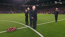 Ten Hag lays flowers in Old Trafford centre circle as Man United pay tribute to Bobby Charlton