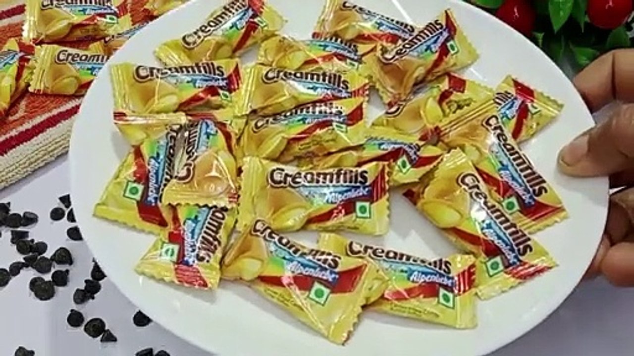 लो आ गई 10 रूपये मे  बिल्कुल नए तरह की ठंडी ठंडी आइसक्रीम _ Ice cream Alpenliebe Candy ice cream