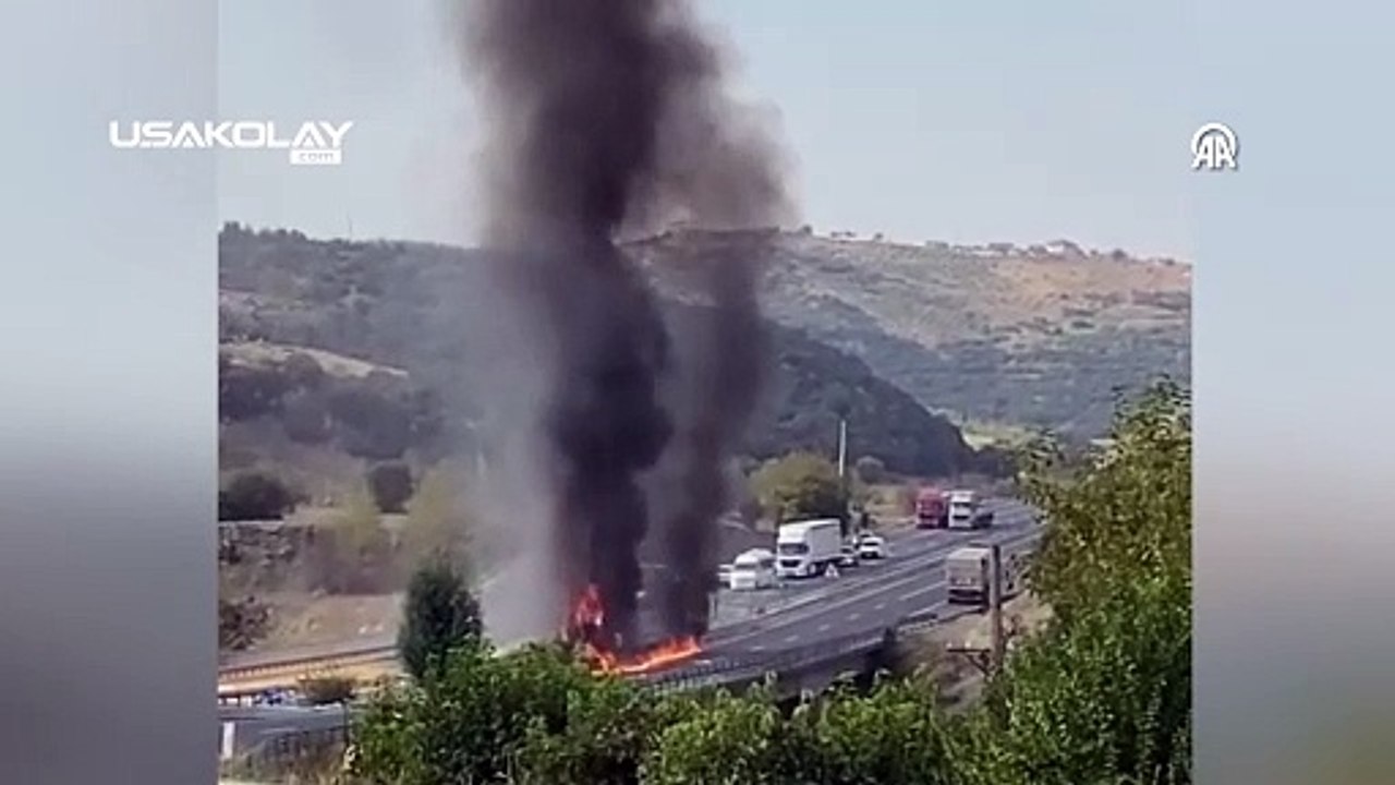 Uşak 'ta TIR Devrildi: Sürücü Ramazan Nizamoğulları öldü