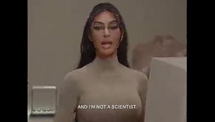 Kim Kardashian lanza unos sujetadores con pezones falsos para marcarse un Ione Belarra