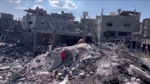 العربية ترصد جهود انتشال جثامين ضحايا القصف الإسرائيلي من تحت الأنقاض في غزة