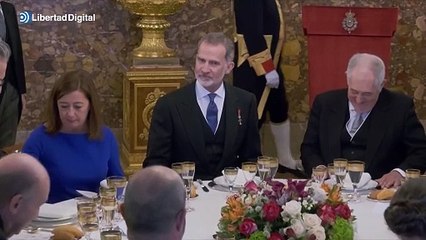Los gestos y mensajes entre el Rey y la princesa Leonor en el almuerzo real