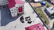 Iğdır'da 'Cumhuriyet' coşkusu! 400 öğrenciden Atatürk silüet
