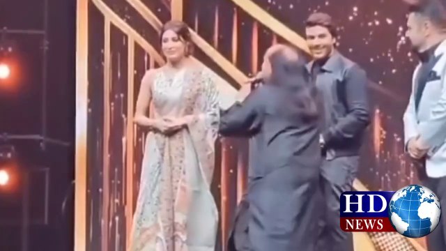 Chahat Fateh Ali Khan's behavior towards Mehwish sparks outrage | chahat fateh ali khan