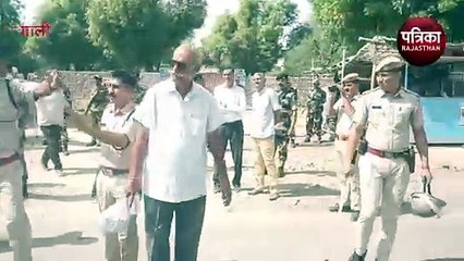Watch Video : 55 गांवों के किसानों ने ठानी, कहा- 'पानी नहीं तो वोट भी नहीं'