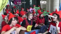 Pinocchio-Protest gegen Lügen der italienischen Regierung