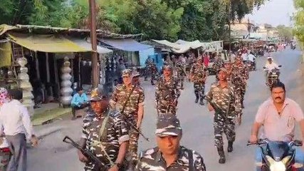 मंडला: विधानसभा चुनाव को लेकर प्रशासन अलर्ट,CRPF ने निकाला फ्लैग मार्च