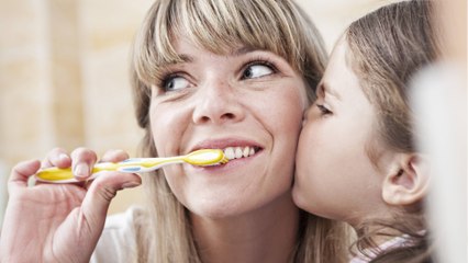 Zahnputz-Trick: So verlängert ihr damit euer Leben