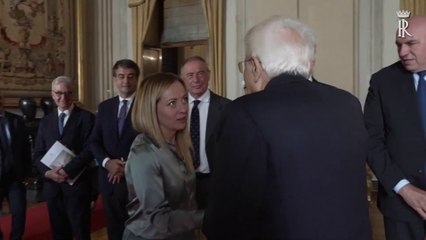 Descargar video: Mattarella incontra Meloni e ministri alla vigilia del Consiglio Ue