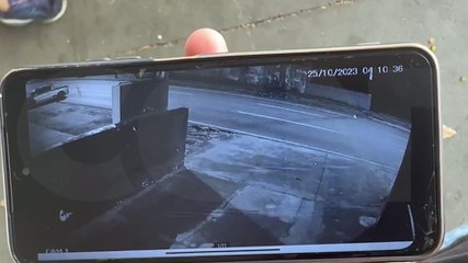 Câmera flagra ladrão furtando Saveiro no Centro