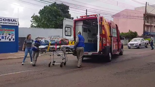 Motociclista fica ferido ao se envolver em acidente de trânsito na rua Presidente JK
