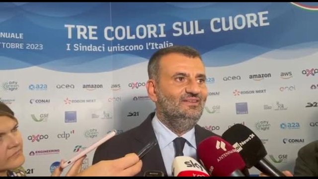 Anci, Decaro: grazie Meloni per parole sui sindaci, ma stop ai tagli