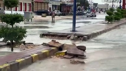 فيديو: قتيلان و10 آلاف نازح اثر إعصار مداري في اليمن