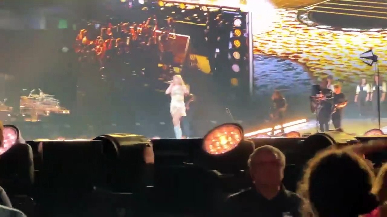 Taylor Swift's Full HD Performance of Fearless and You Belong With Me from the Era's Tour
