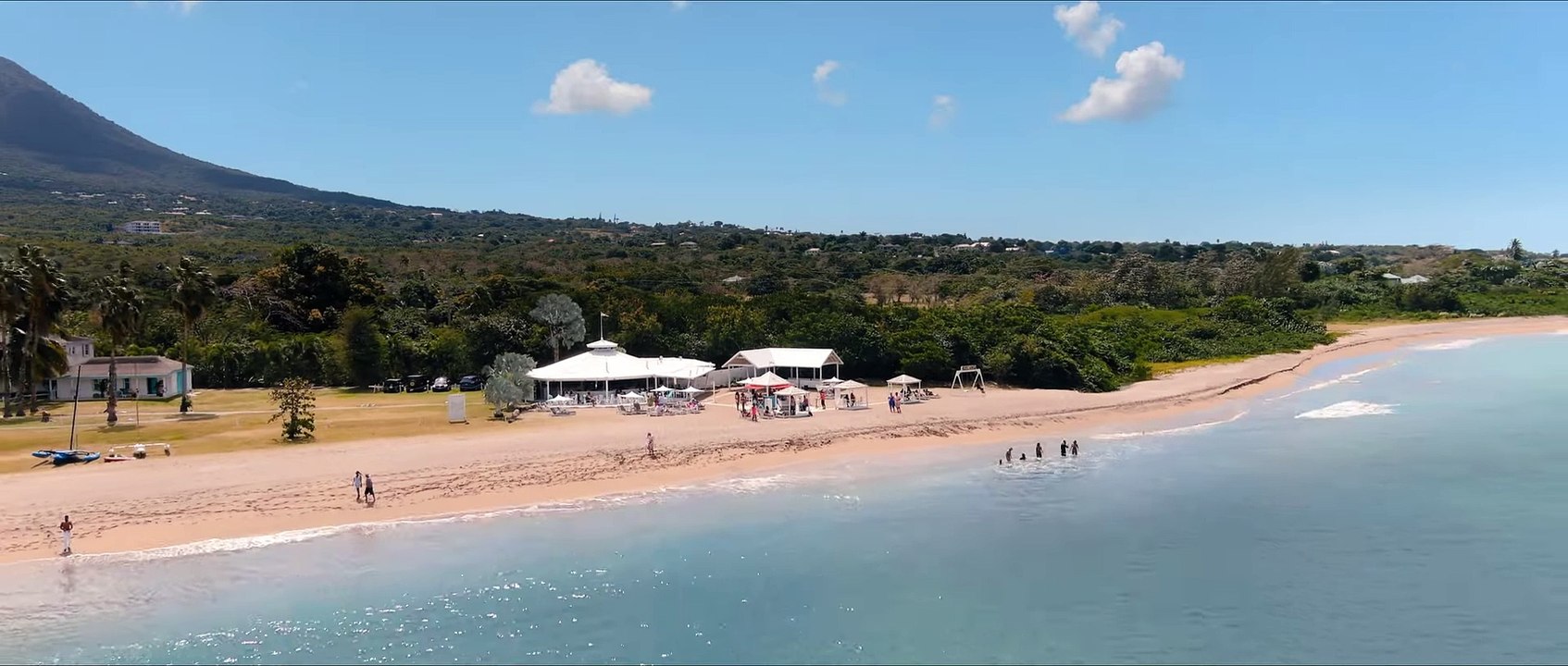 Ein Jahr auf der Insel | movie | 2023 | Official Trailer