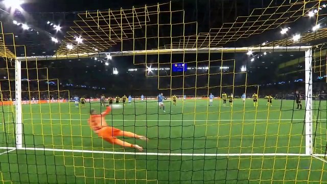 HIGHLIGHTS! CITY EXTEND PERFECT CHAMPIONS LEAGUE RECORD WITH WIN OVER BSC YOUNG BOYS _ UCL