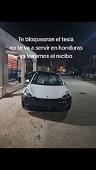 Tesla le da a hondureño una llave electrónica para utilizar el carro en el país