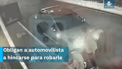 Se detiene para cambiar la llanta y ladrones aprovechan para robarle su camioneta