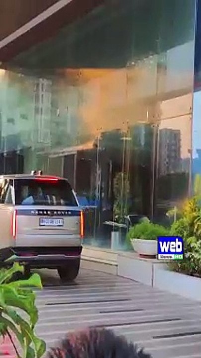 Pooja Hegde Buy a New Car Rang Rover