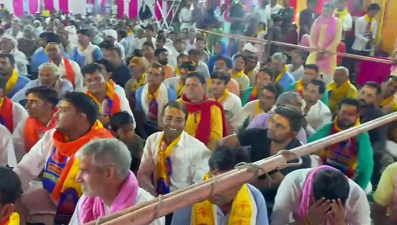 पिनान: जागरण में बही भजनों की बहार, श्रद्धालु ज...