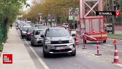 Sarıyer'de patlayan su borusu nedeniyle trafik yoğunluğu oluştu
