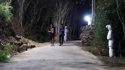 Dobel Prank! Prank Pocong Ketemu Pocong Beneran - Terlucu bikin Ngakak