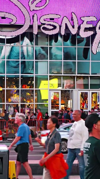 Disney France : 100 ex-salariés lésés par ses montages fiscaux saisissent la justice