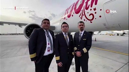 Pegasus'un 100'üncü yıl özel uçuşunda havada '100' çizildi