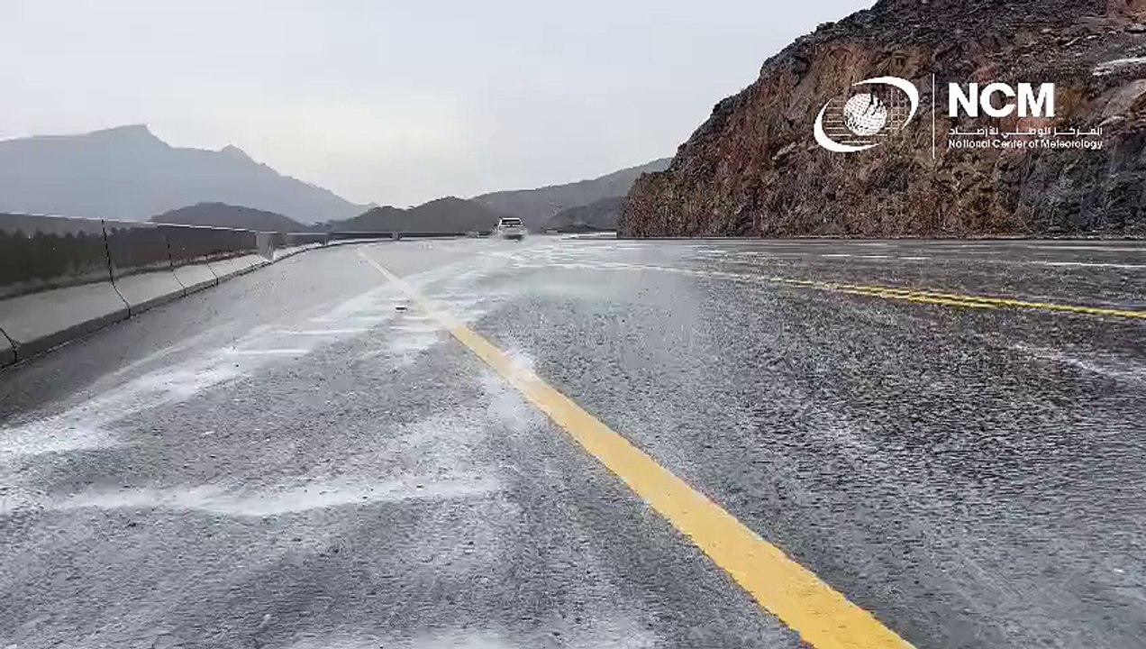 Watch: Thunderstorm, lightning hit UAE; authorities issue urgent advisory for motorists