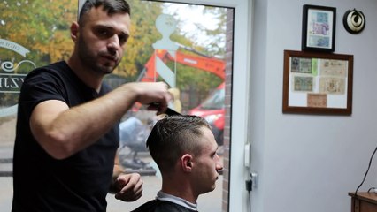 Krótko, długo, a może na łyso? Co się nosi na męskiej głowie