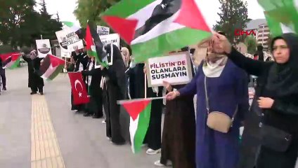 La branche Tokat de la Fondation d'aide humanitaire de l'IHH a protesté contre les attaques israéliennes sur le pont Hıdırlık