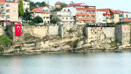 Le nettoyage des murs du château d'Amasra est terminé