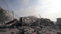 آثار الدمار في حي الرمال بغزة جراء القصف الإسرائيلي