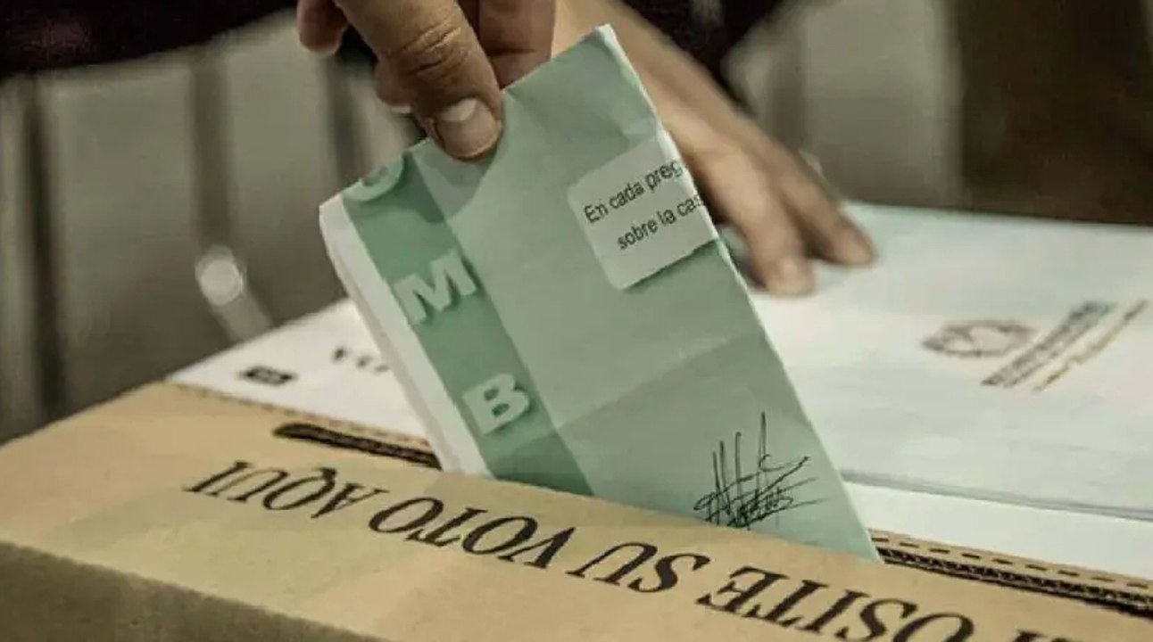 "No hay territorios vedados en Antioquia para el desarrollo de las elecciones": coronel Carlos Martínez