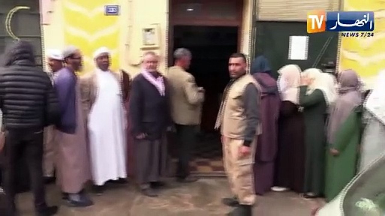 رغم وعود المعين" عمي طبون بومنخر".شاهد طوابير أمام نقاط البيع كأننا في غزة اليوم 25.10.2023