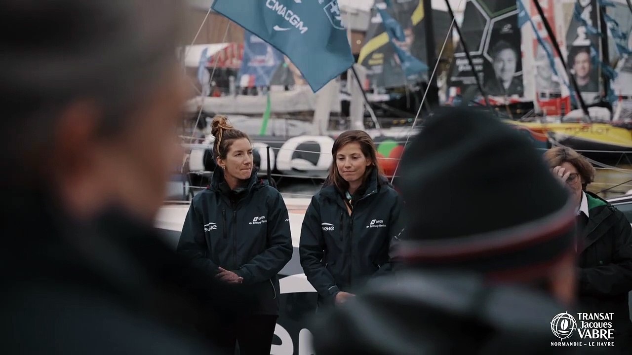 Transat Jacques Vabre Normandie Le Havre 2023 :     Episode 4  Le bateau du projet Cap Pour Elles baptisé !