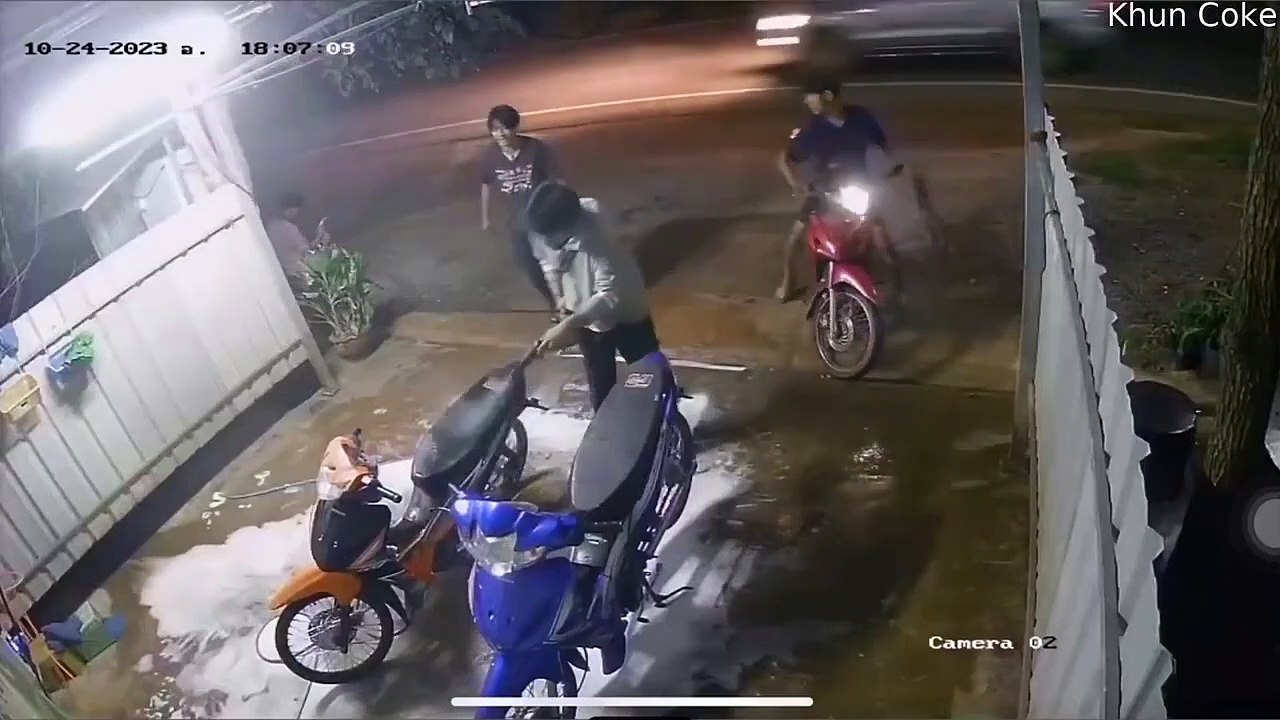 Miroir de scooter de moteur de clips de voiture de passage