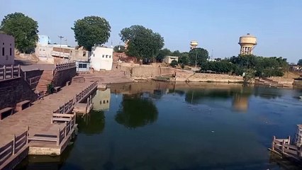 सरकारी भमि पर होते रहे कब्जे, और सोते रहे अधिकारी, बिगड़े हालात