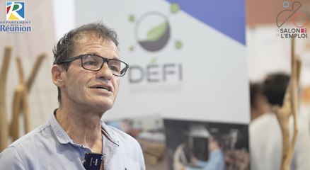 Salon de l'emploi - itw avec sur le stand du Conseil Départemental