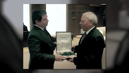 المئات من الأردنيين يشيعون السياسي والإعلامي الأردني صالح القلاب