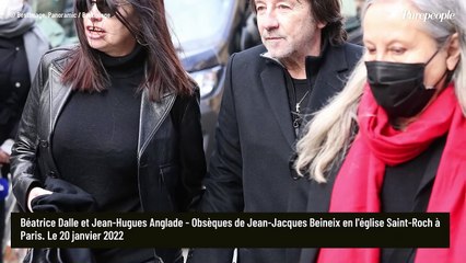 Beatrice Dalle et ses "yeux vicelards" : cet illustre artiste qui l'a profondément choquée, "c'est vraiment moche"