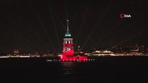 Kız Kulesi'ne Türk Bayrağı Yansıtıldı
