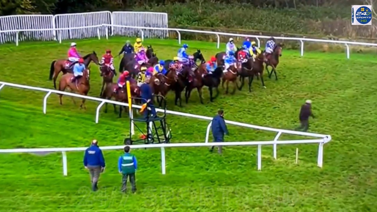 ‘Appalling’ Moment Member of Ground Staff is Ru...