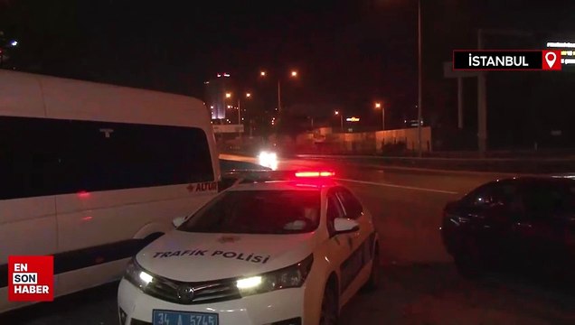 Pendik'te navigasyonun gösterdiği ara yola giren araç boşluğa düştü