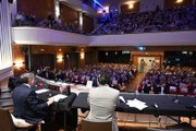 Gran ovación para recibir a Federico Jiménez Losantos en el Ateneo de Valencia