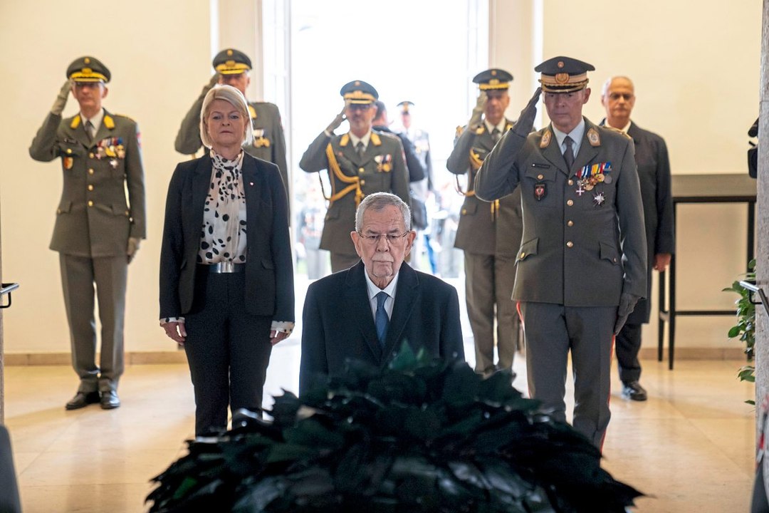 Nationalfeiertag im Schatten von Krisen und erhöhter Terrorwarnstufe