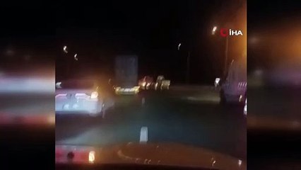 Tır otobanda alev alev yandı